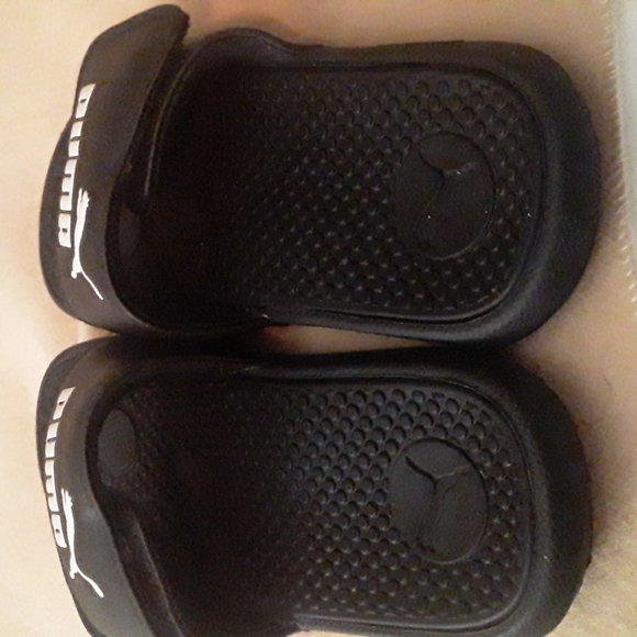 Puma Slides - Picture 4 of 6
